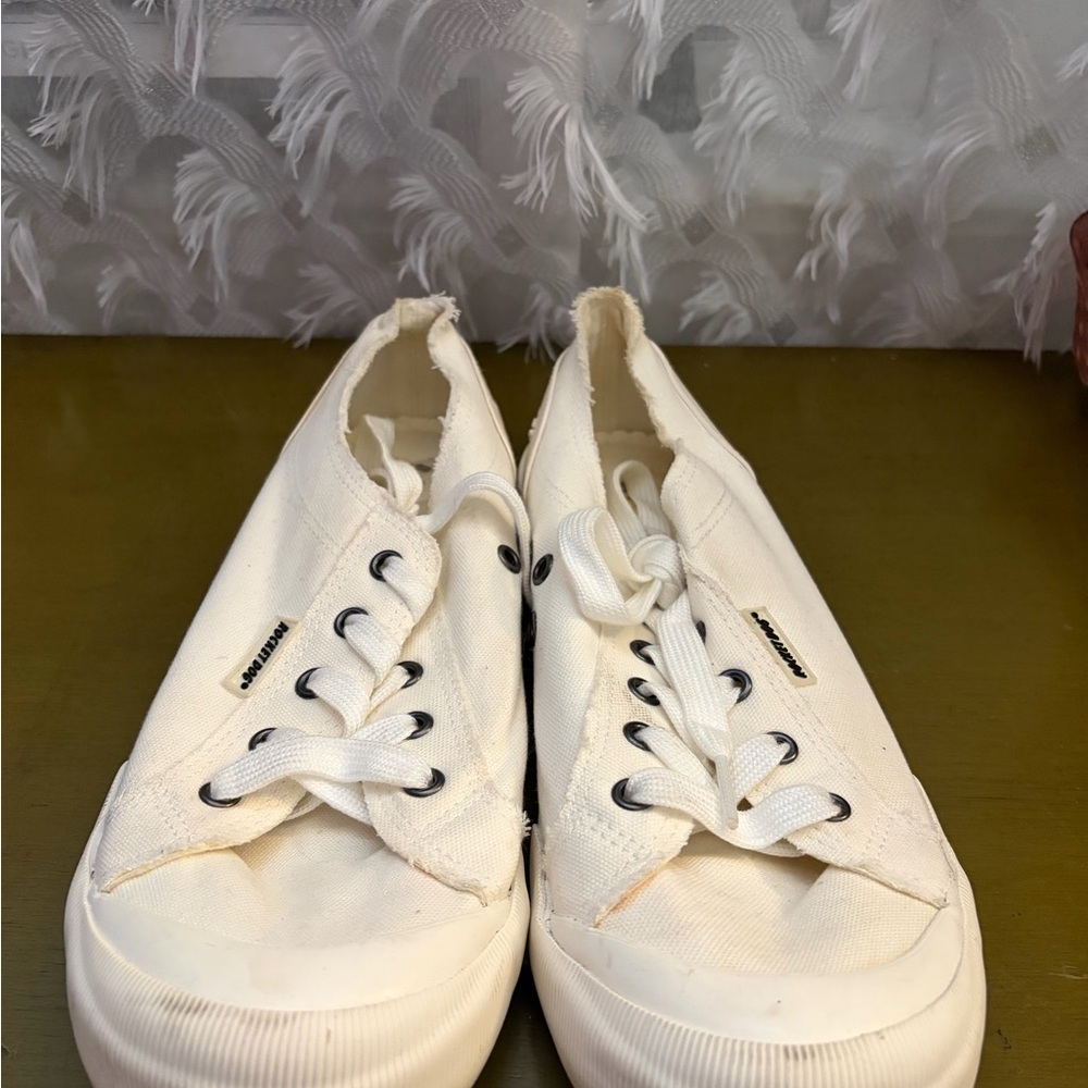 Rocket Dog Cream Canvas Shoes